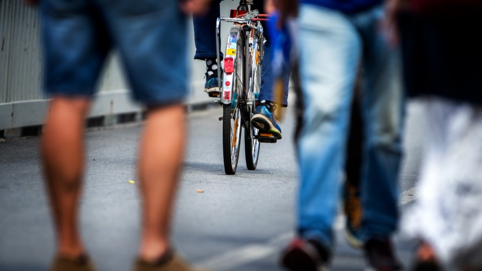Det är lätt att få uppfattningen att ”cyklister uppehåller sig på trottoaren” när det i flera fall är tvärtom, skriver Martin Frodlund.