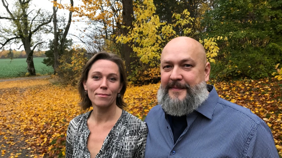 Linda Kowalski Nordfors och Artur Nordfors Kowalski, som bor i Mölnbo, ligger bakom projektet ekobyn Tallberget tillsammans med Magnus Molin och Anders Bergman.