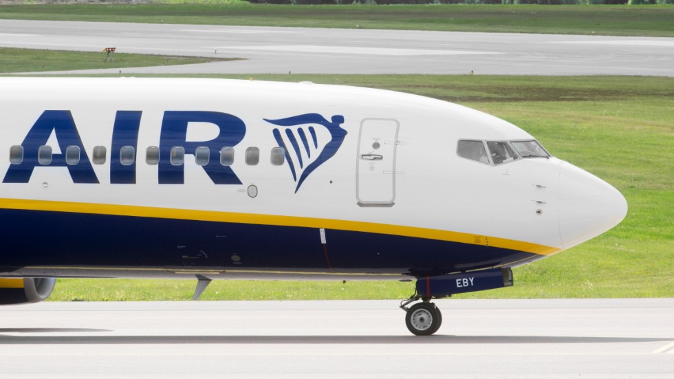 Ryanair lägger ner sin bas på Skavsta i mars 2020.
