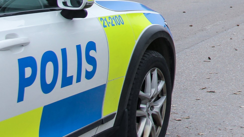Polisen stoppade en vinglig bilist i Tierps kommun på fredagseftermiddagen.