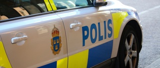 Polis prejade bil efter biljakt – fick bärgas