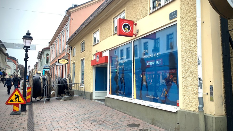 I december öppnar den nya butiken på Västra Storgatan. 