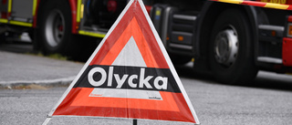 Trafikolycka efter E10 – minibuss voltat