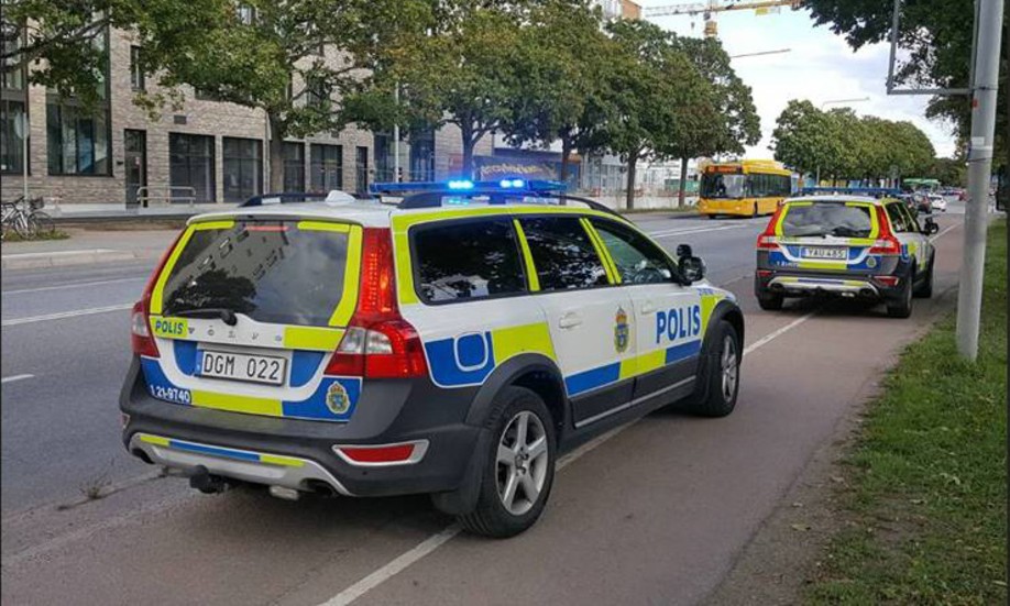 Ytterligare två personer har anhållits misstänkta för ett mordförsök på Kungsgatan i september.