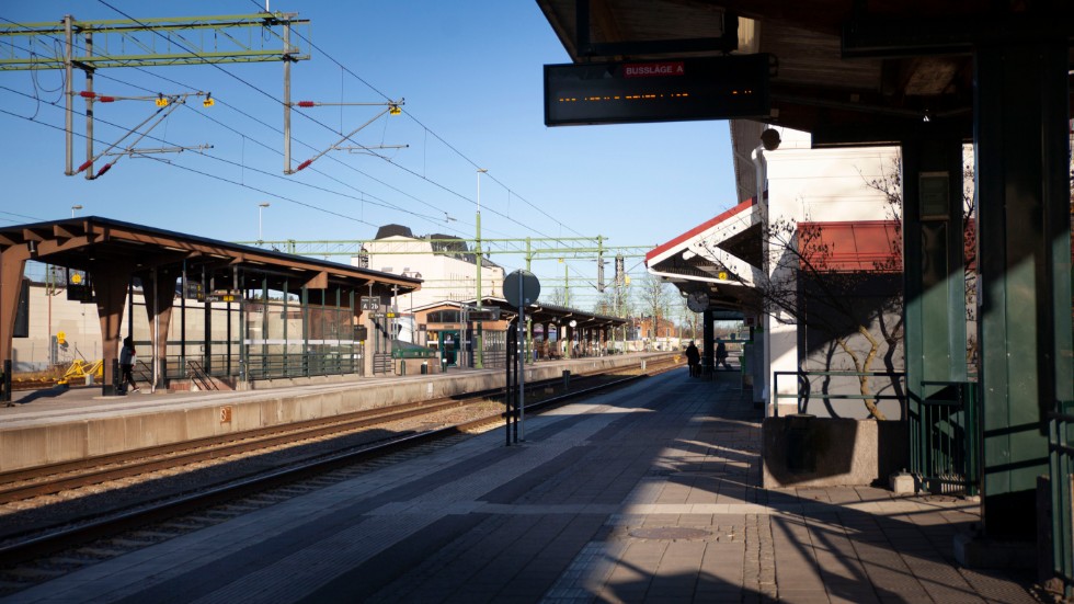 Att Motalaresenärer skulle byta tåg i Mjölby är inte acceptabelt enligt Motala kommun.