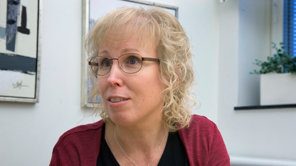 Porsnässkolans rektor Linda Andersson försäkrar att "Bibeläventyret" upprätthåller skolans standard, och att den undervisning som bedrivs är icke-konfessionell och kritisk. 
