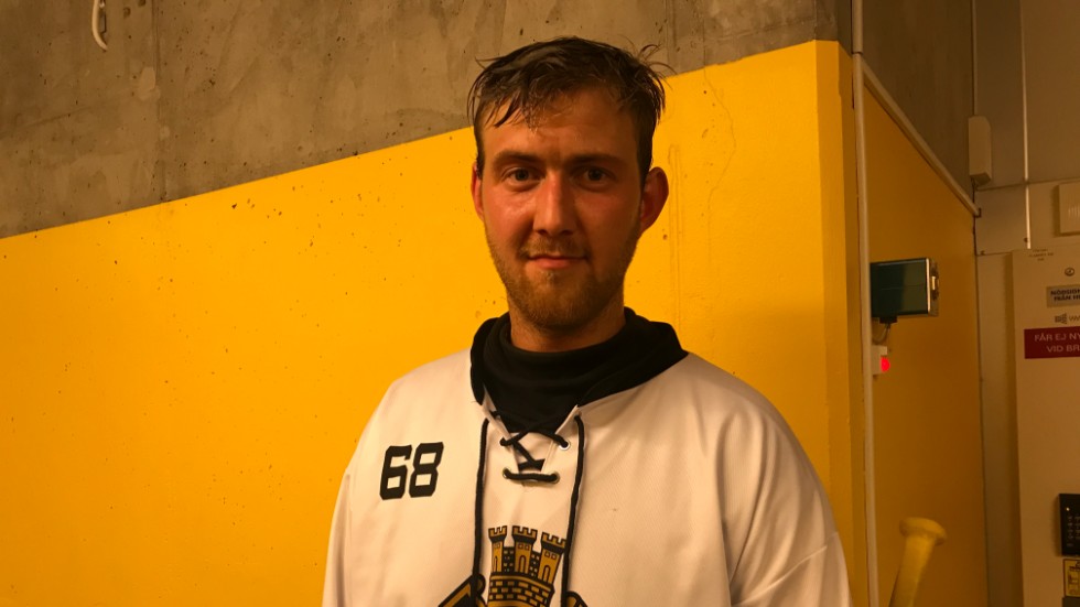 Daniel Axi Strandqvist har gått från division 1 till elitserien med AIK. Solnaklubben är redo att ta över Stockholmstronen.