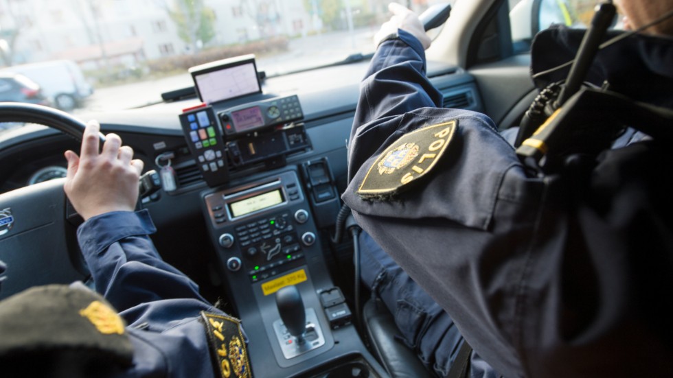 Poliser från hela Sverige kommenderas nu ner till Malmö för att hjälpa till efter den senaste tidens brottsvåg.
