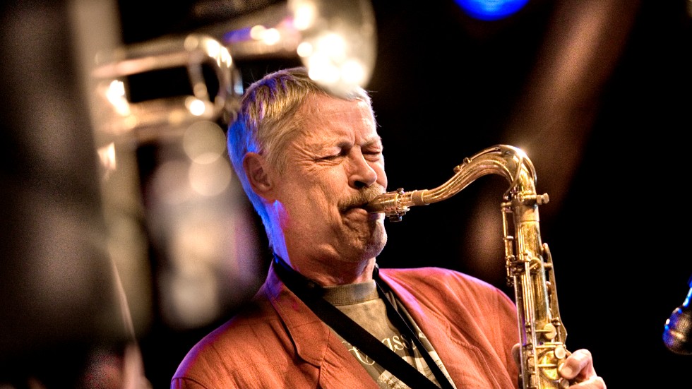 Saxofonisten Roland Keijser på en bild från 2007 när han spelade tillsammans med Anglo-Swedish Quintet i Uppsala.