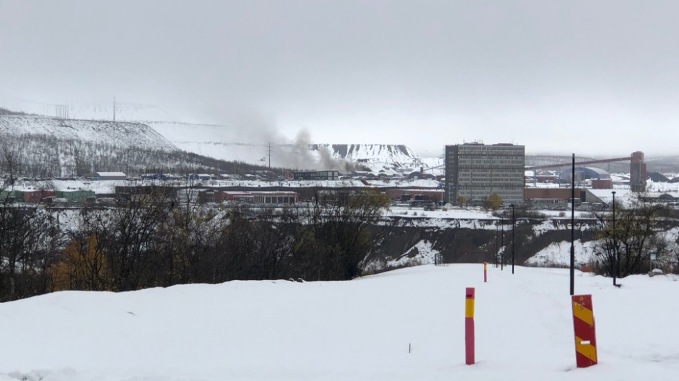 Det brinner i ett förrådstält på Lkab i Kiruna 