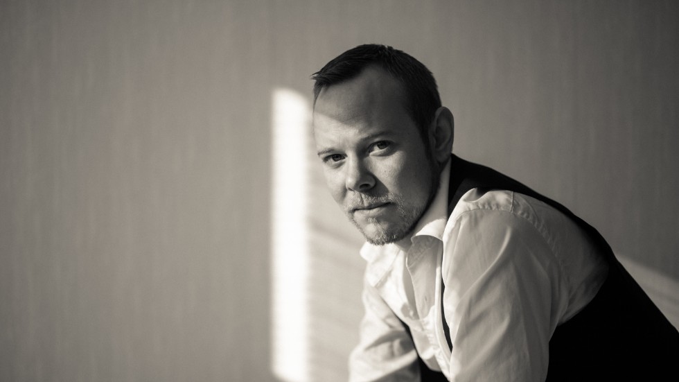 På söndag ger Mattias Nilsson en pianokonsert på Gränsö slott. Han är bosatt i Malmö och har varit verksam som musiker i 17 år. 