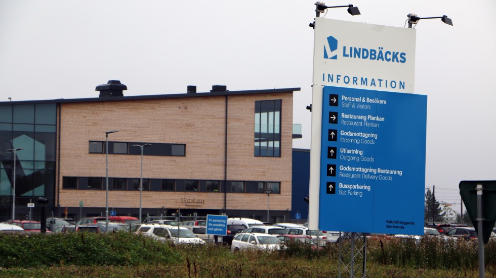 Igår avslöjade Piteå-Tidningen att Lindbäcks Bygg varslar hundra anställda.