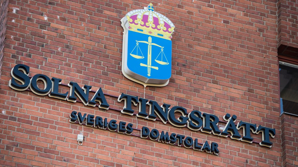 En Piteåbo i 30-års åldern har av Solna tingsrätt dömts till sex års fängelse för mordförsök. Han har tidigare dömts för flera brott, bland annat grov misshandel och narkotikabrott. 