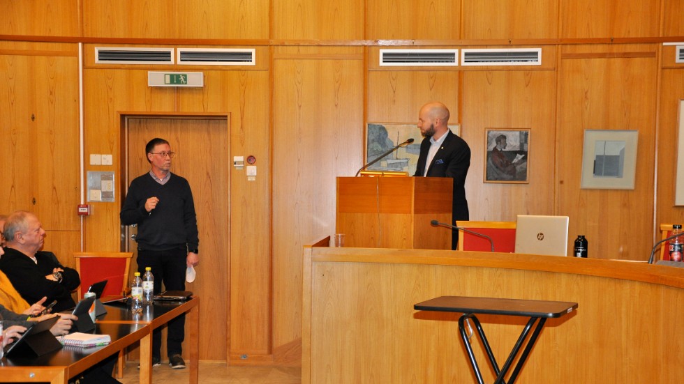 Kommunalrådet Claes Nordmark (S) och Anders Pettersson, Bodenalternativet, hade en diskussion om vikten av bra dokumentation av kommunala handlingar.