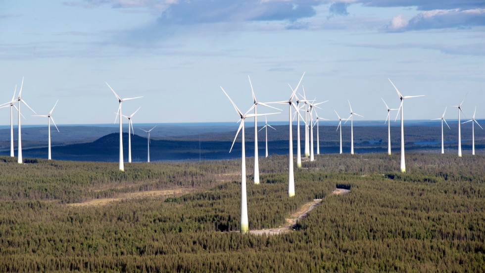 Överklaganden gällande hinderbelysning på vindkraftverken i Markbygden Etapp 2 avslås av domstol. 