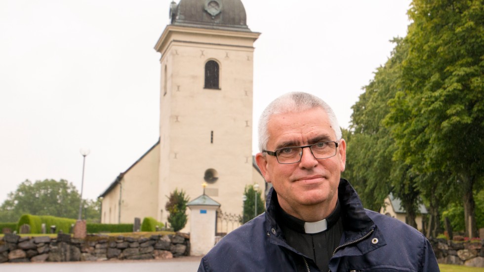 Lars Linnarsson i sin tidigare anställning som kyrkoherde i Västra Vikbolandets församling. Nu är han ny komminister i Valdemarsviks-Ringarums pastorat.