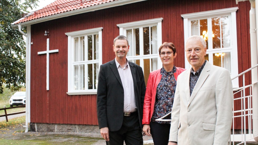 Göran Nordfeldt, Anna-Carin Pettersson och Anders Öfverstedt sitter i styrelsen för den nu hundraåriga församlingen. 