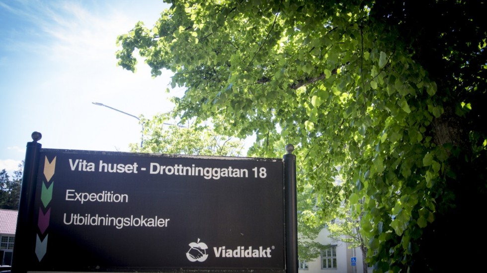 Centerpartiet anser att Viadidakt spelat ut sin roll. För mycket verksamhet har flyttats från Vingåker till Katrineholm.