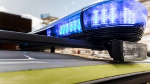 Kvinna skadad vid arbetsplatsolycka