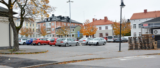 Ytterligare vägar stängs av i centrala Västervik