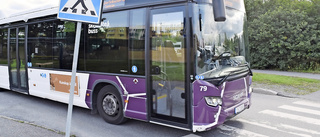 Insändare: Bussen borde ”niga” för passagerarna 