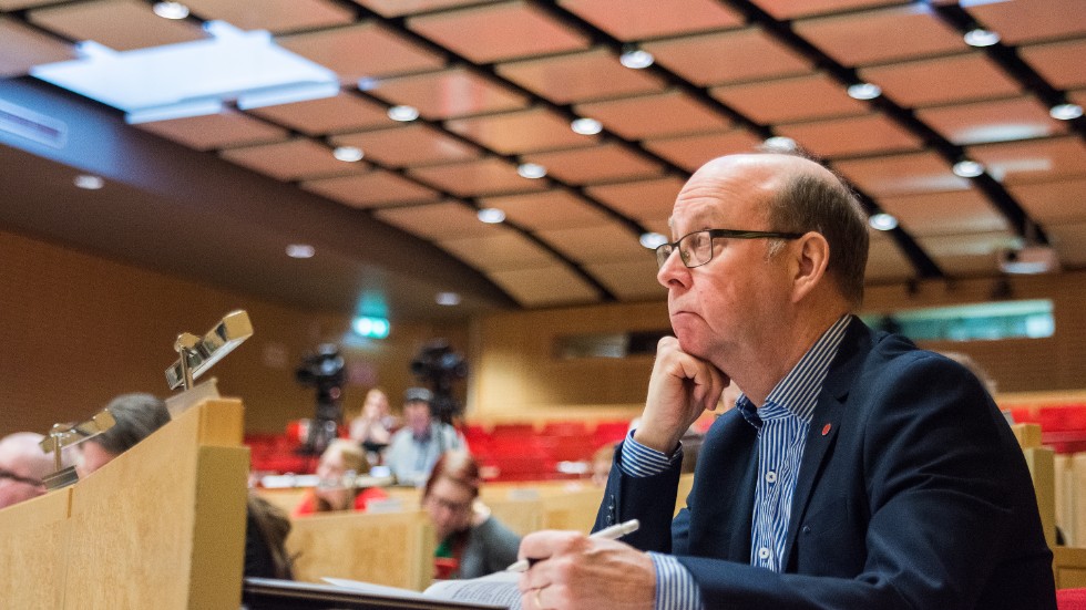 Oppositionsråd Glenn Berggård (V) motsätter sig avgiftshöjningar. 