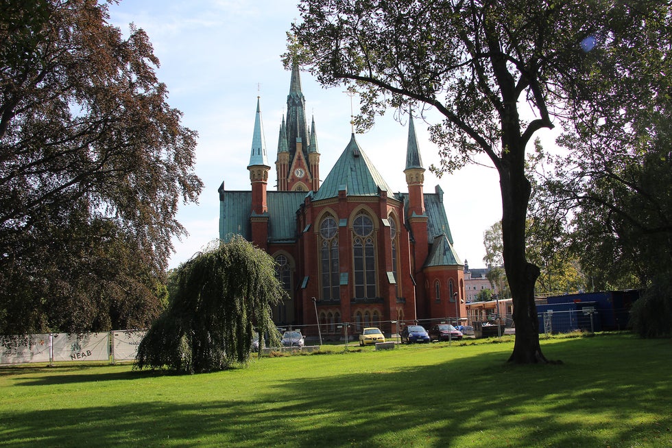 Kyrkan borde styras av evangelium, inte av partipolitik 