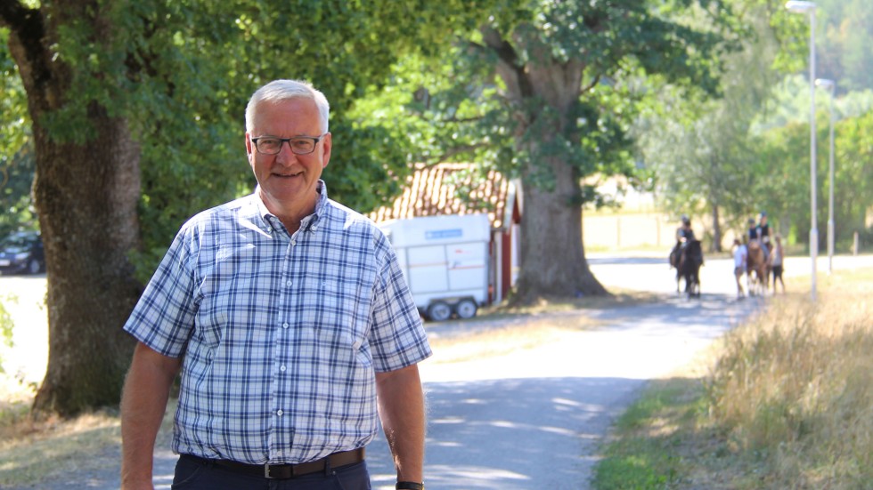 Leif Zetterberg avled på onsdagen efter en tids sjukdom. Han blev 70 år. Bilden är tagen strax före valet 2018 hemma på gården i Övergran där familjen driver flera företag.