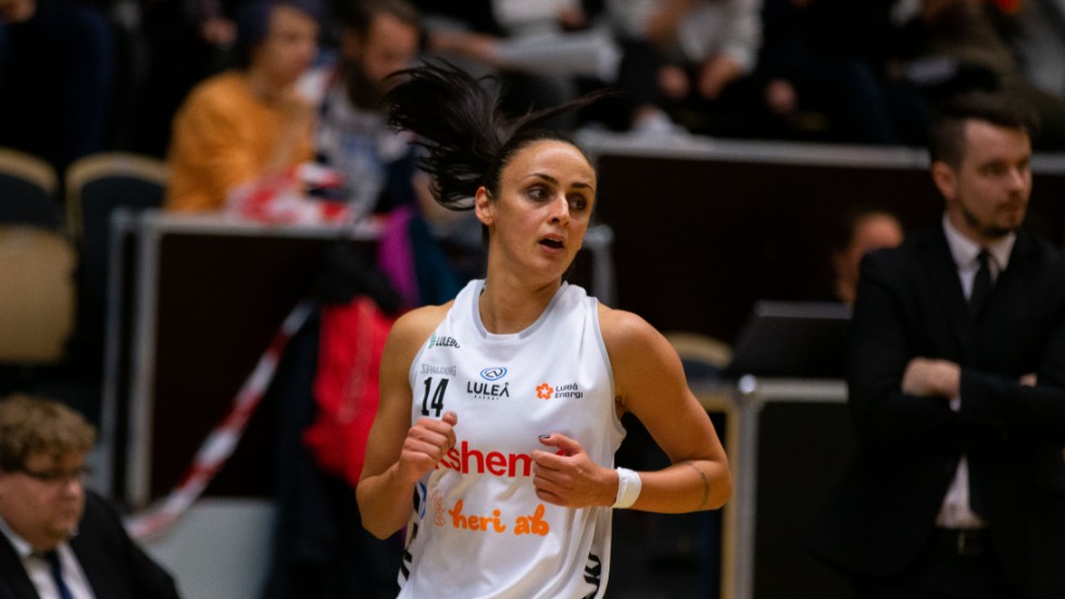 Milica Jovanovic blev poängbäst hos Luleå Basket i förlustmatchen mot A3 Basket. Hon var kritisk till hur sitt lag uppträdde i matchinledningen. 