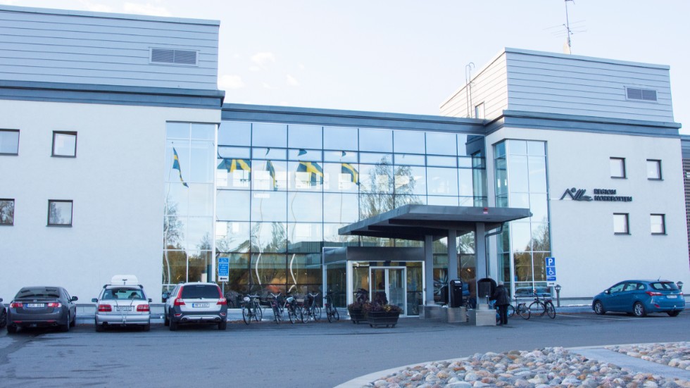 Regionhuset i Luleå. Region Norrbotten döms att betala fyra miljoner i upphandlingsskadeavgift.