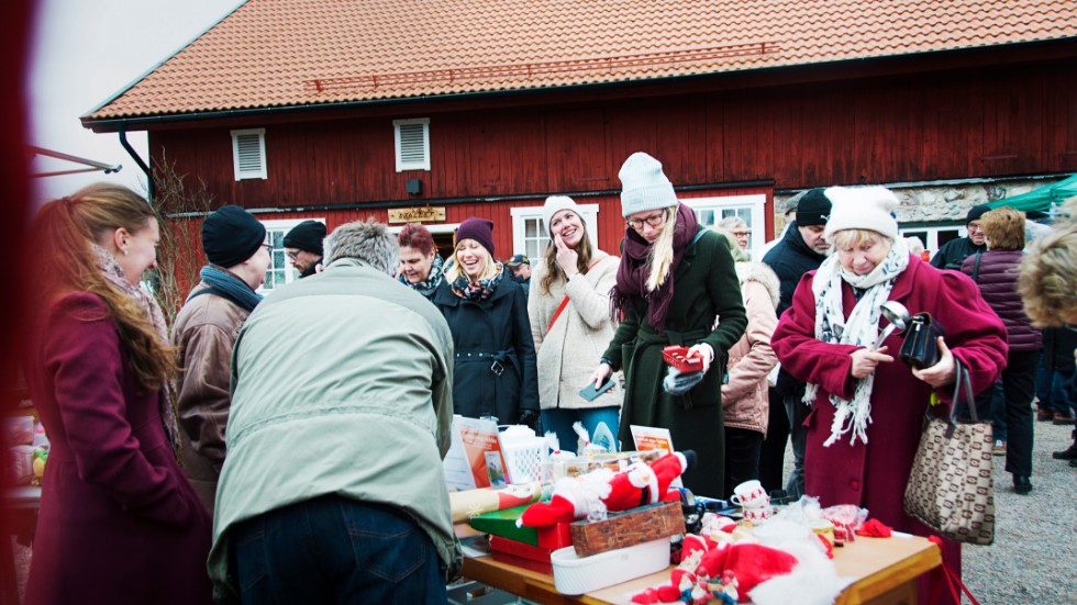 Flera knallar var på julmarknaden i Björklinge 2018.