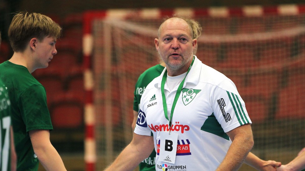 Patrik Håkansson är kvar som en av tränarna i NHK.