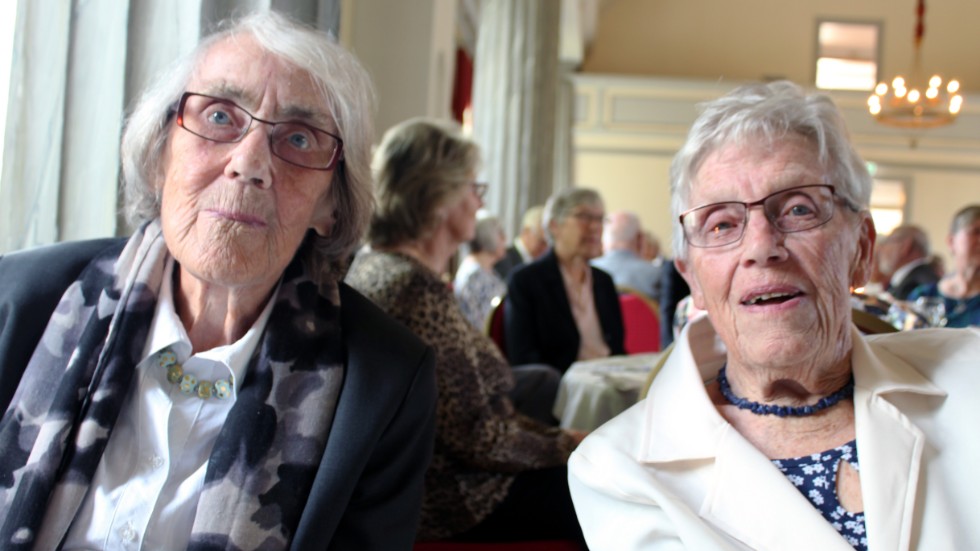 Aktiva i mer än 30 år. Fr v Ingrid Wall, 98 år  och Anna-Britt Rolf, 91 år. 