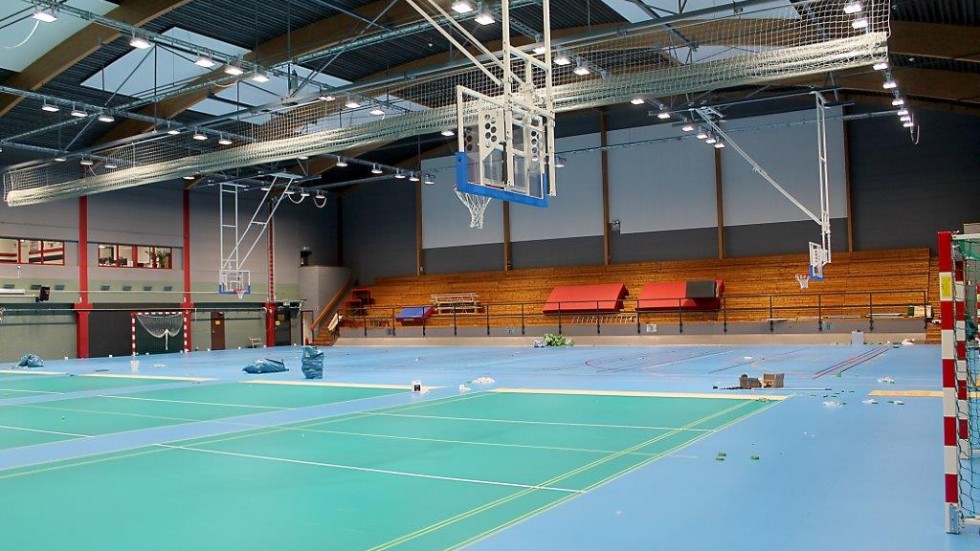 Höjda hyror och samarbetssvårigheter ställer till problem i nyrenoverade och ombyggda Sportcenter i Linköping.