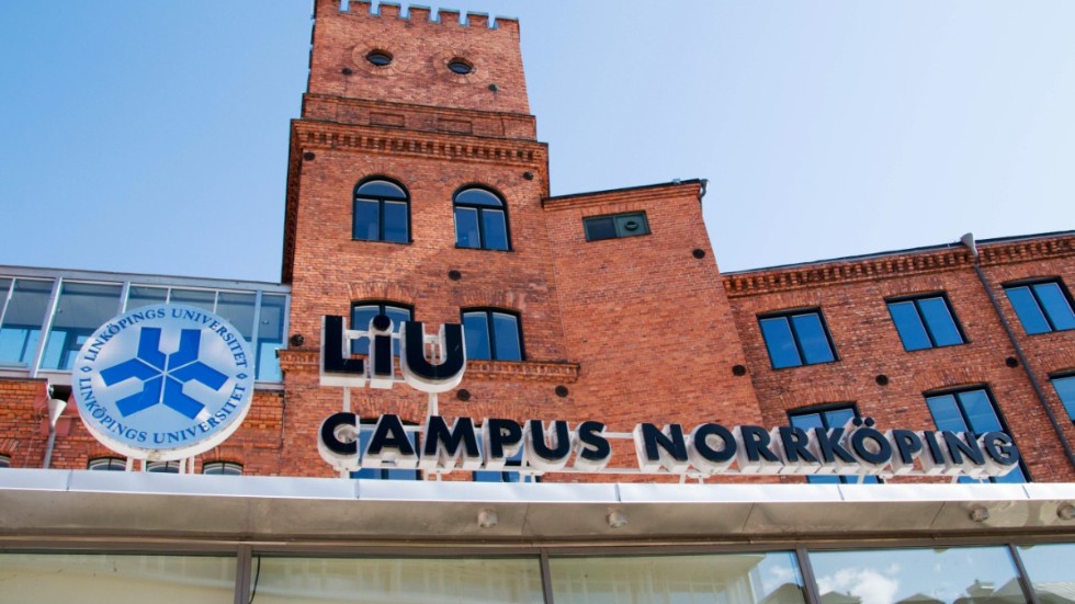 Campus Norrköping är ett av de universitet som dagens debattör vänder sig till. 