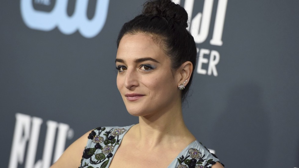 Jenny Slate hoppar av "Big mouth". Arkivbild.