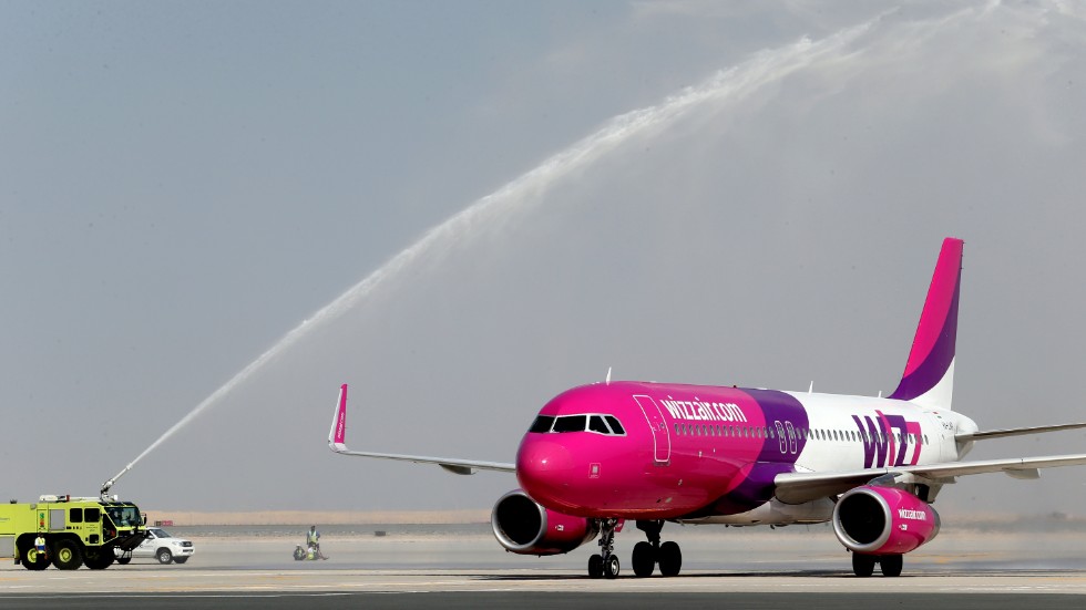 Lågprisflygbolaget Wizz Air planerar för att öppna fler flyglinjer i sommar. Arkivbild.