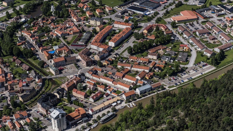 18 villatomter på olika platser i Söderköpings kommun ska säljas.