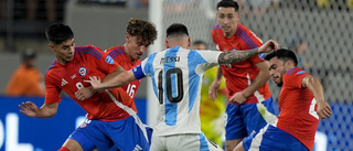 Messi spelade skadad – och sjuk
