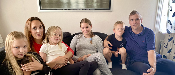 Fyrbarnsfamiljen Belfrage-Englund om hur de får ihop livpusslet