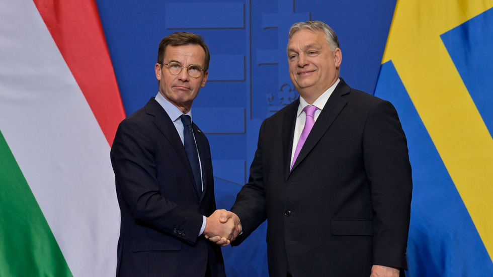 Sveriges statsminister Ulf Kristersson (M) och Ungerns premiärminister Viktor Orbán under pressträffen i Budapest.