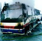Skolbuss fattade eld under färd