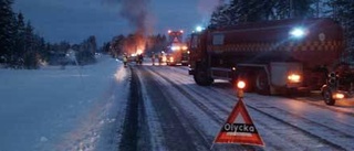 Brand i Lansjärv stängde E 10