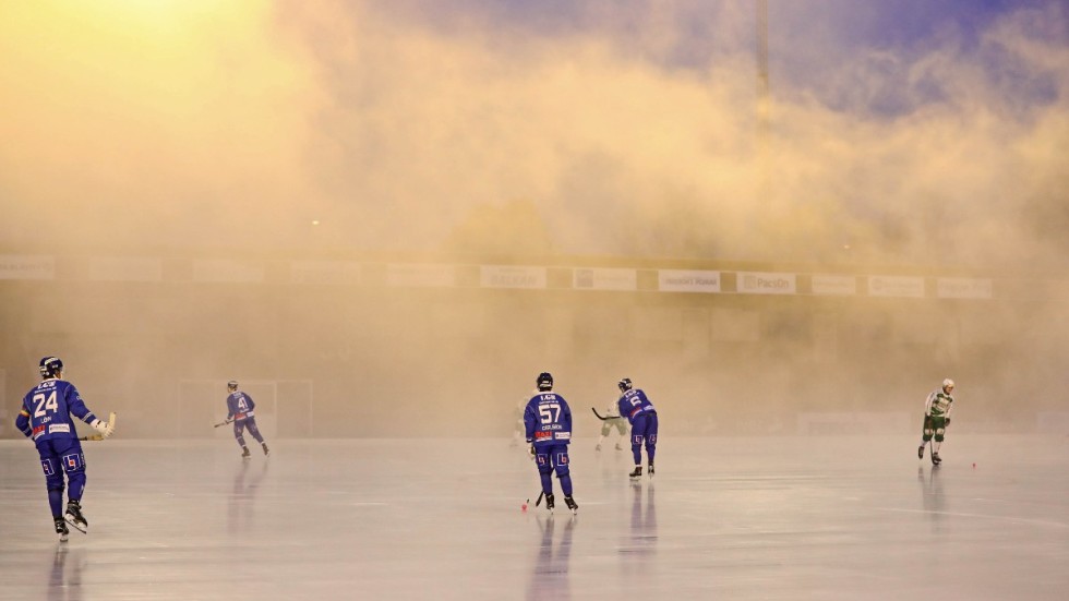 IFK Motala åkte ut för ny elitseriematch, och en gjorde det med bruten näsa. Nummer 36 Nicklas Ögren trotsade smärtan efter att ha brutit näsan på träning i veckan.