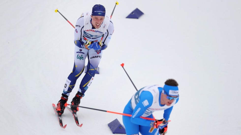 Calle Halfvarsson under skiathlonloppet i tyska Oberstdorf.