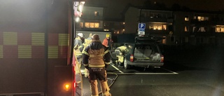 Räddningstjänsten ryckte ut efter bilbrand