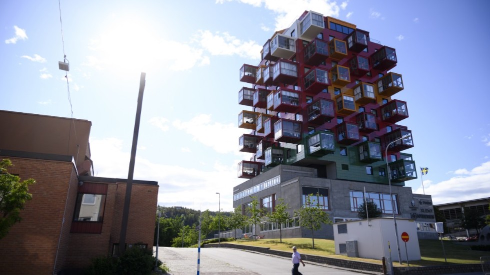 Är det klassisk eller modernistisk arkitektur som ska försköna Skellefteå? På bilden bostadshuset Ting1 i Örnsköldsvik som ritats av Gert Wingårdh.