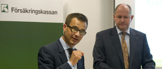 Ulf Kristersson uppmanar Dan Eliasson att avgå