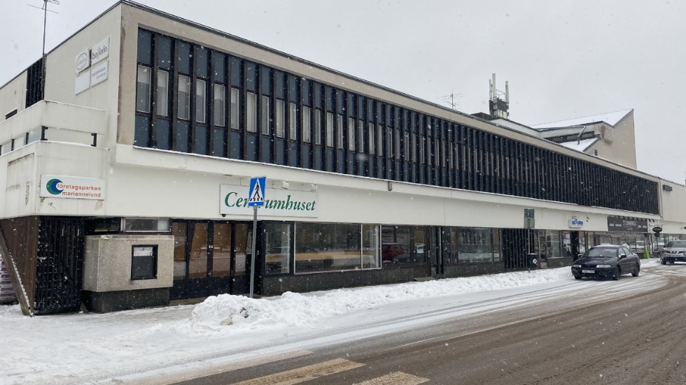 Centrumhuset i Mariannelund har fått nya ägare då fyra lokala företag gått in och köpt fastigheten.