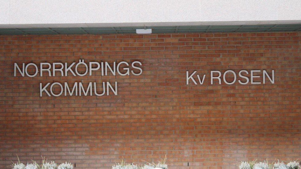 Norrköpings kommuns upphandling och byte av parkeringsapp möts av mycket kritik.